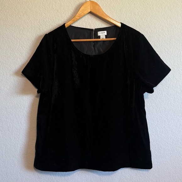 J Crew Black Short Sleeve Crushed Velvet Crewneck Shirt Blouse Top Size Large - Picture 2 of 13